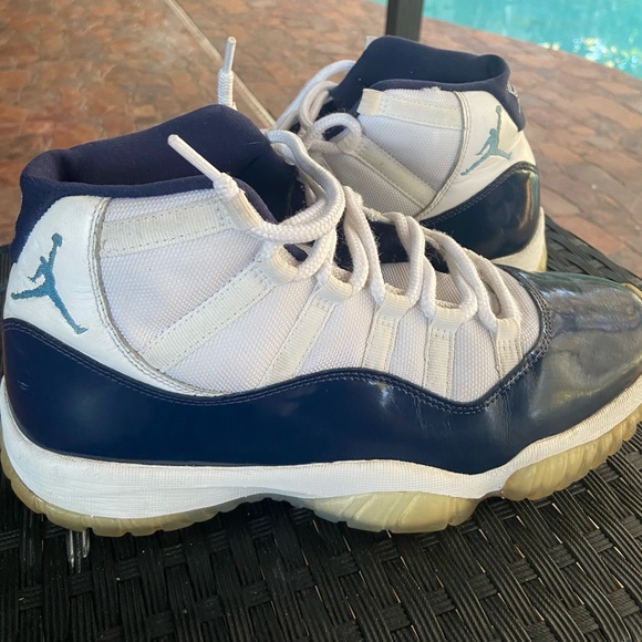 SOLD Jordan 11 win like 82 with box size 10 - Picture 2 of 6
